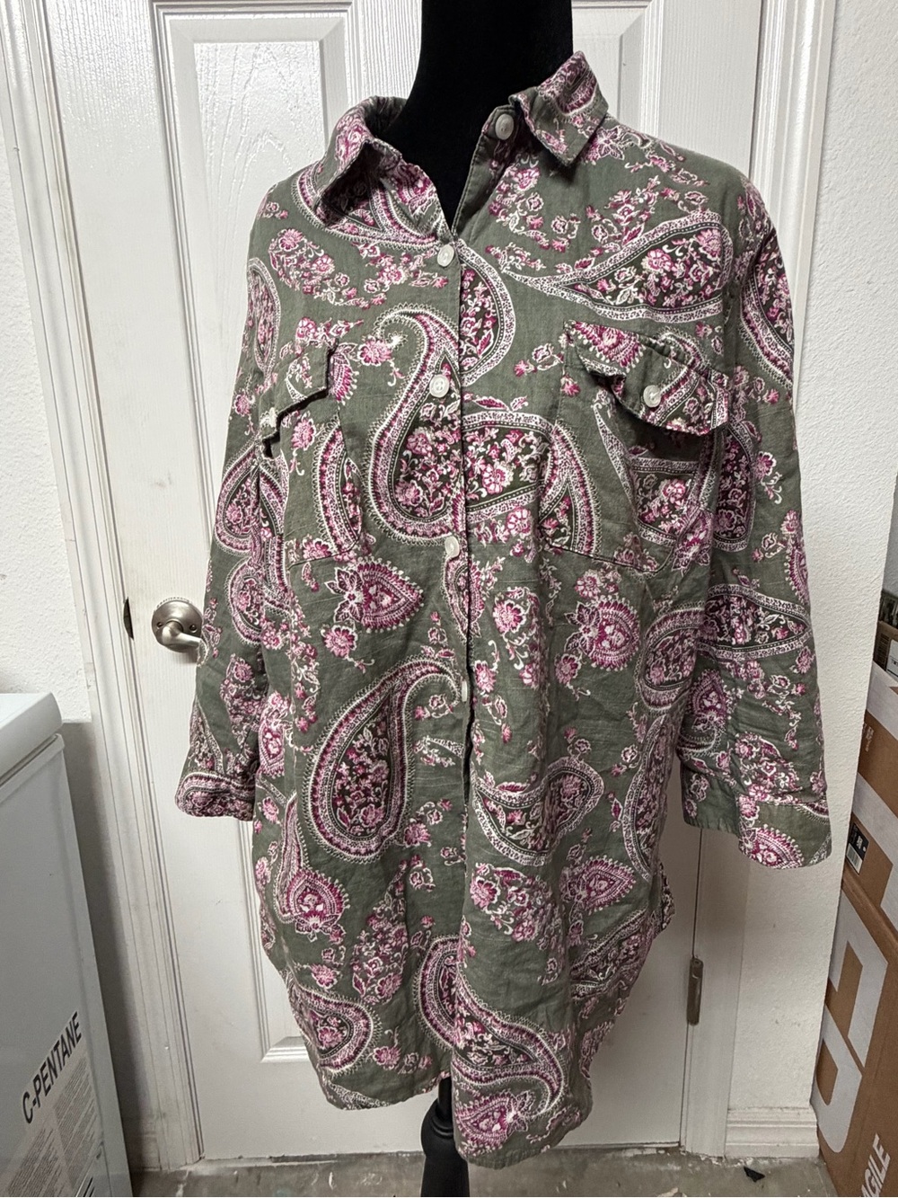 Croft & Barrow Paisley Button-Up Shirt – Size XL